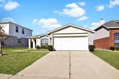 Main picture of 2300 Maedell Dr
