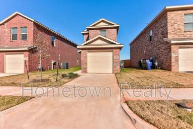 Main picture of 3303 NW 149th St