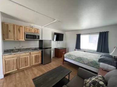 Main picture of 621 E North St