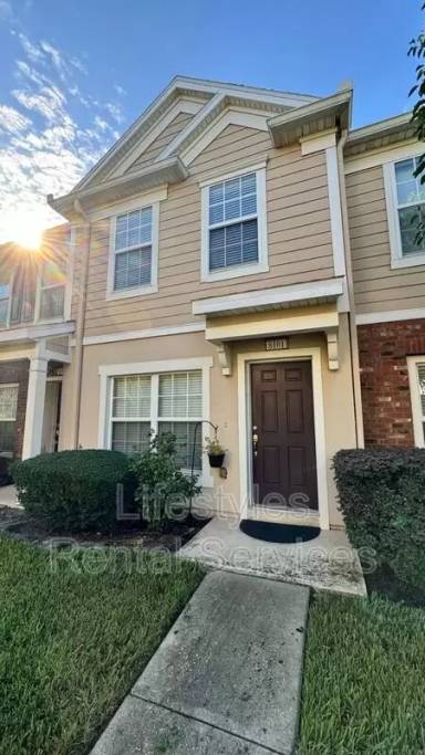 Main picture of 8101 Summer Cove Ct