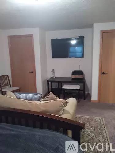 Main picture of 9602 E Hoffman Ln