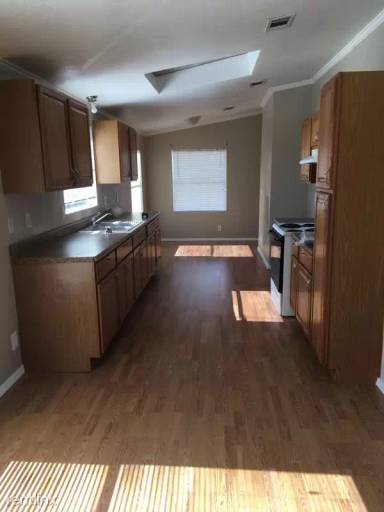Main picture of 15 Cinnamon Ln