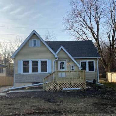 Main picture of 4112 Eastern Ave