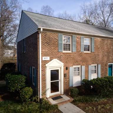Main picture of 3221 Regents Park Ln