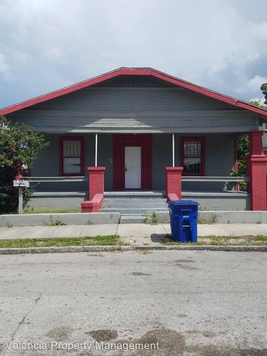 Main picture of 3015 Sanchez St