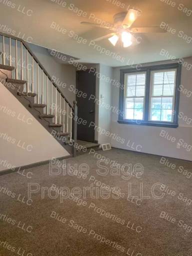 Main picture of 19 W 21st St