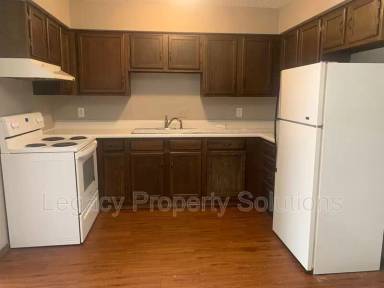 Main picture of 1017 S 3rd St