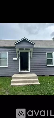 Main picture of 816 16th Ave N