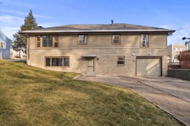 Main picture of 2540 E Eastgate Ln