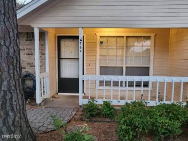 Main picture of 616 Cousins Ln