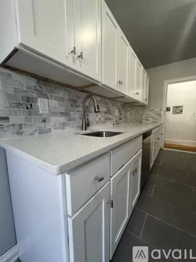 Main picture of 51 E Brinkerhoff Ave