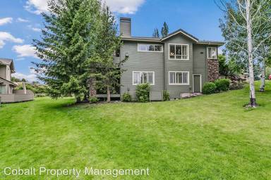Main picture of 61701 Bridge Creek Dr