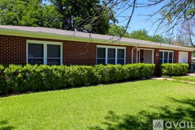 Main picture of 4317 Watt Ave