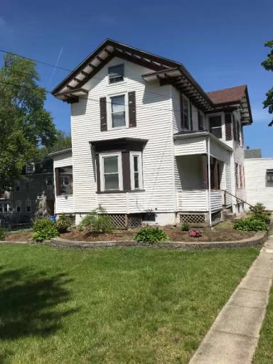 Main picture of 79 Lexington St
