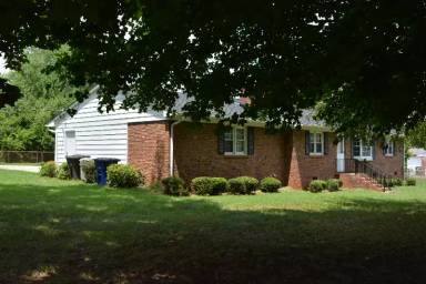 Main picture of 4501 Kernersville Rd