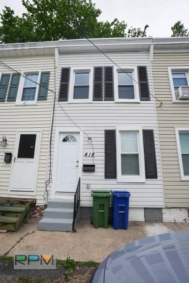 Main picture of 418 Freeman St