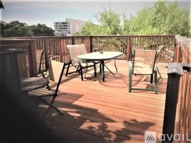 Main picture of 520 R St NW