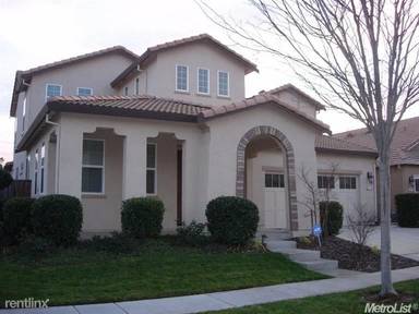 Main picture of 2216 Ragen St