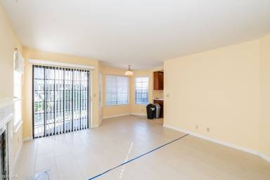 Main picture of 1039 Rosewood Way