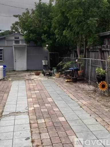 Main picture of 516 Mayflower Rd