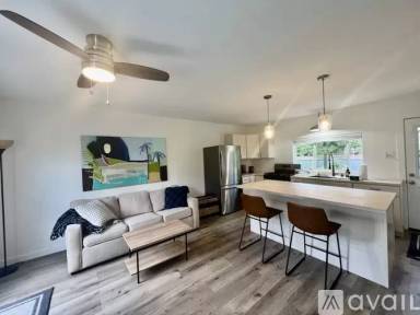 Main picture of 36 Pokoa Pl