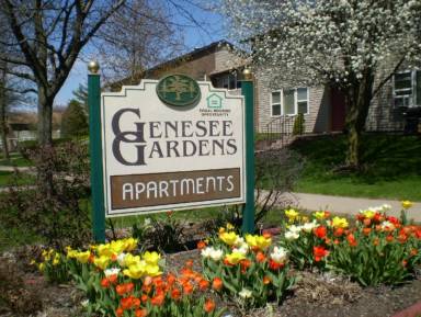 Main picture of 114 Genesee Gdns