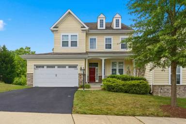 Main picture of 20920 Ashburn Heights Dr