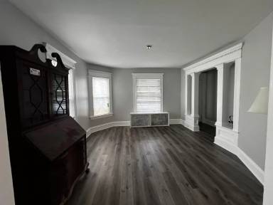 Main picture of 156 Plaza Ave
