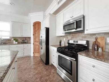 Main picture of 1206 Oak Ave
