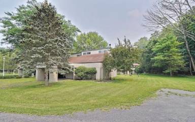 Main picture of 217 Evergreen Ct