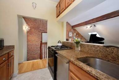 Main picture of 16 Union Park