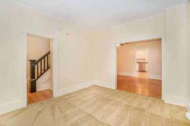 Main picture of 136 N Potomac St