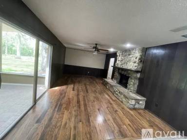 Main picture of 10821 SW 24th Ave
