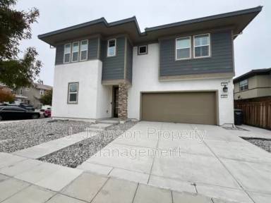 Main picture of 262 E Natasha Ave