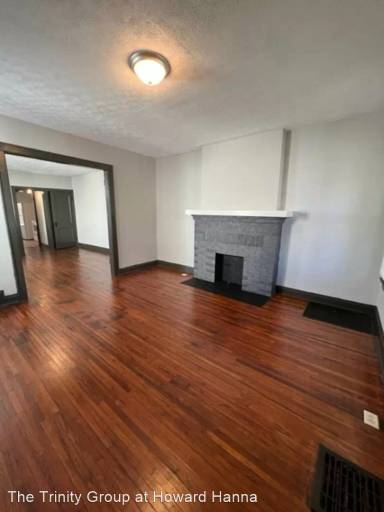 Main picture of 1004 Fairwood Ave