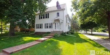 Main picture of 4800 Xerxes Ave S