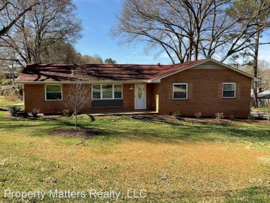 Main picture of 113 Forest Dr