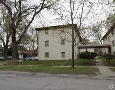 Main picture of 4955 Cuming St