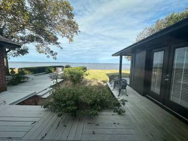 Main picture of 255 Mother Vineyard Rd