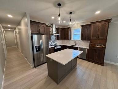 Main picture of 611 Yuma St