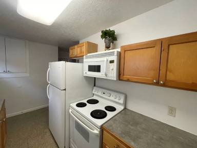 Main picture of 103 S Ivy St