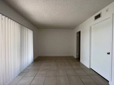 Main picture of Villas At Lakeview
