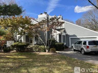 Main picture of 1 Lockhaven Ct