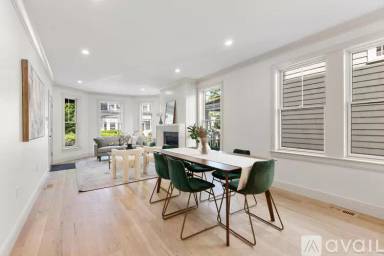 Main picture of 8 Holly Ave