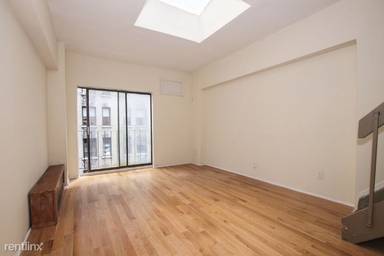 Main picture of 9 E 32nd St
