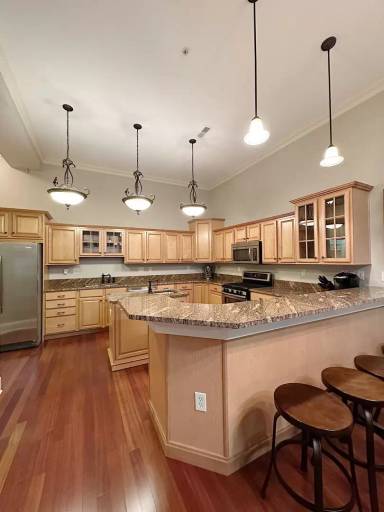 Main picture of City Street Lofts