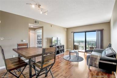 Main picture of Keystone Park Condo