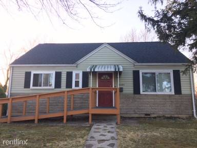 Main picture of 2601 Millvale Ave