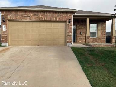 Main picture of 120 Yellow Grass Dr