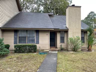 Main picture of 23 Hidden Lake Ct